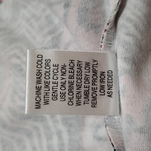 Rebecca Malone - Abstract Geometric Tie-dye 3/4 sleeved top (Ladies Medium) - Picture 5 of 12